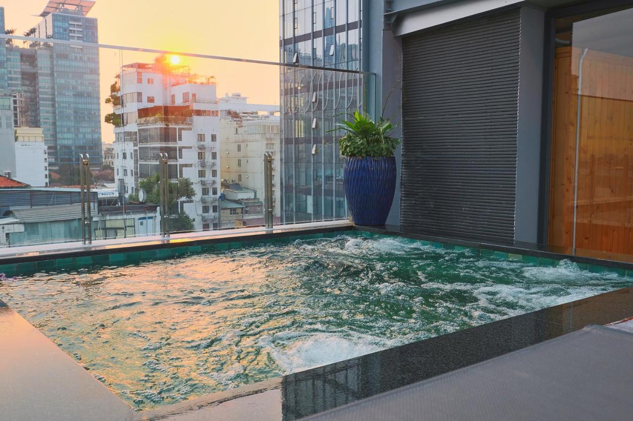 Cherry Boutique Hotel Ho Chi Minh City Exterior photo