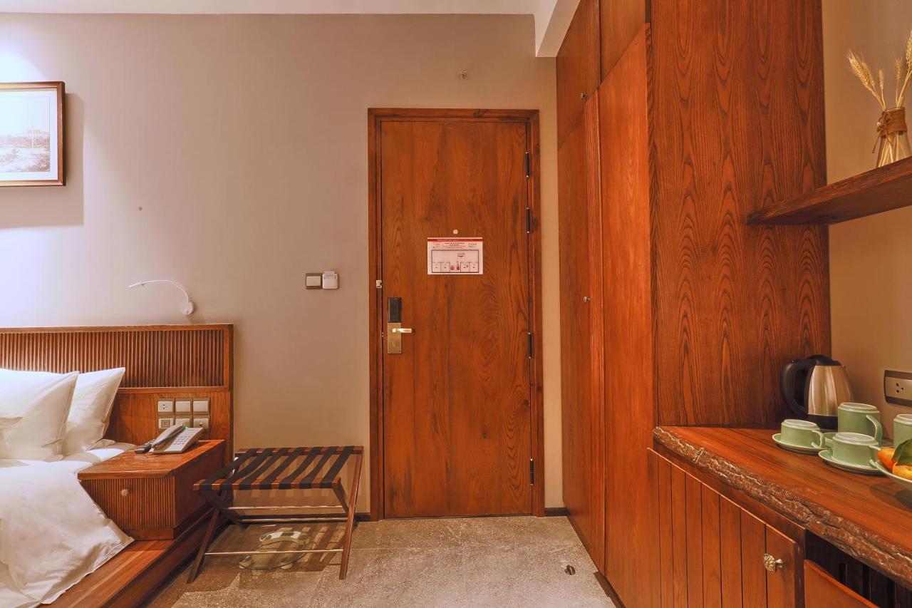 Cherry Boutique Hotel Ho Chi Minh City Exterior photo